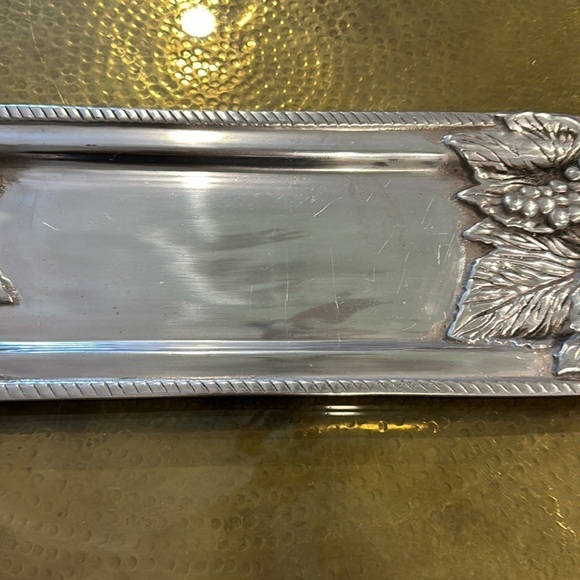Vintage Betty Barrena Pewter Tray. Large Grape Leaf Tray w Handless - Picture 5 of 9